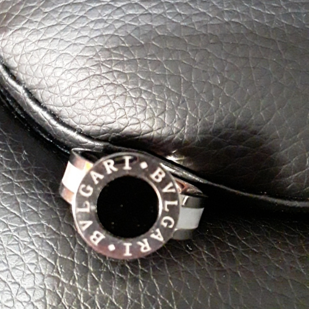 Ring - Picture 4 of 4